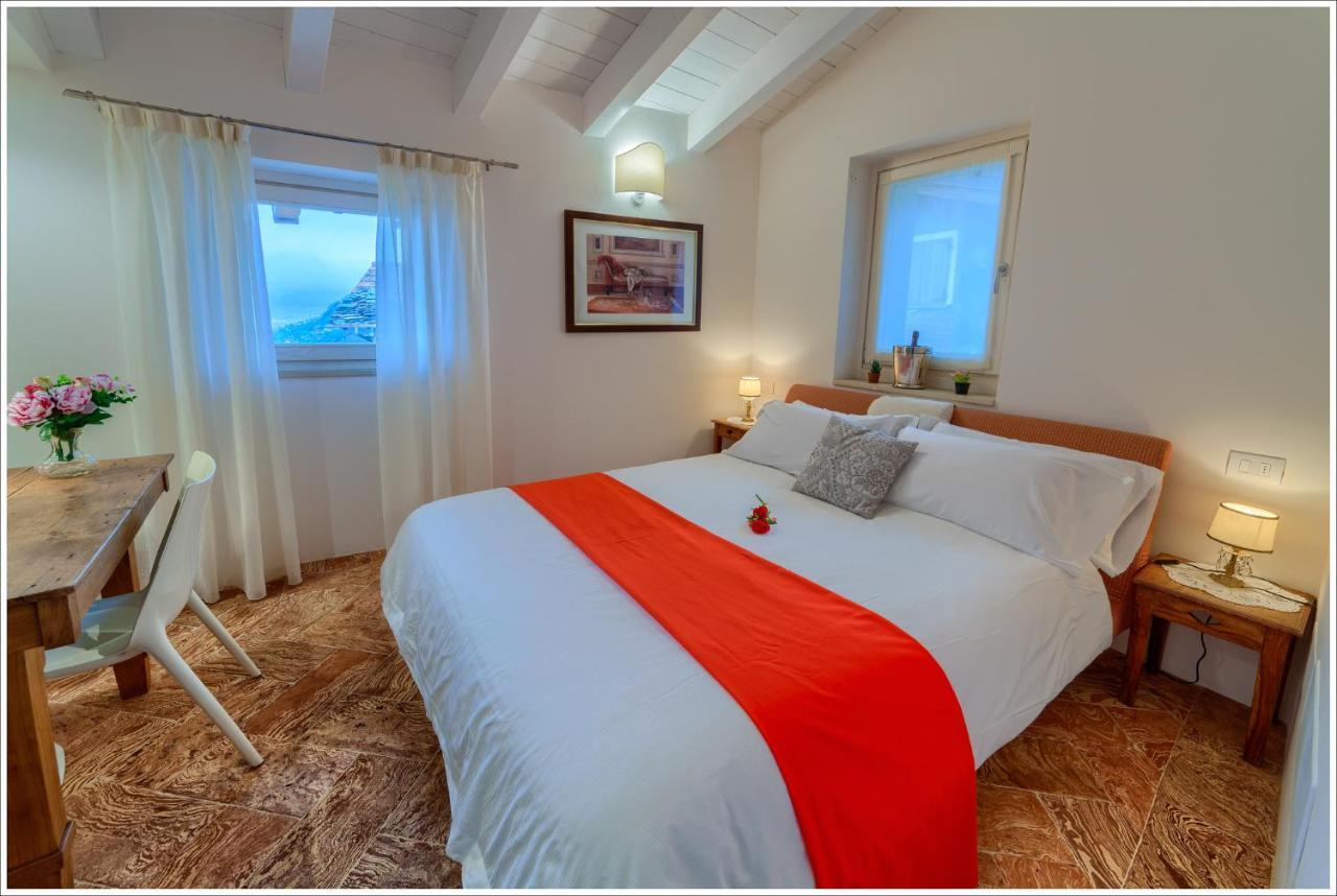 Villa Aquarius - Larihome A08 Vercana エクステリア 写真
