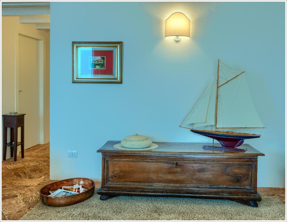 Villa Aquarius - Larihome A08 Vercana エクステリア 写真